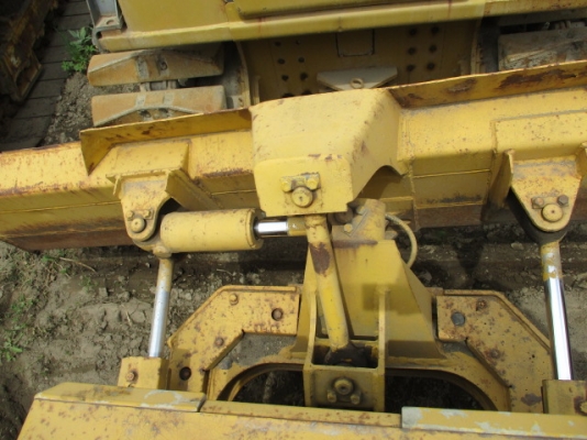 ขายรถแทรกเตอร์นำเข้าจากประเทศญี่ปุ่น KOMATSU D20P-7E ถึงไทยเร็วๆนี้ สนใจติดต่อสอบถาม 092-3309229 อี๊ด