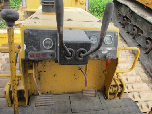 ขายรถแทรกเตอร์นำเข้าจากประเทศญี่ปุ่น KOMATSU D20P-7E ถึงไทยเร็วๆนี้ สนใจติดต่อสอบถาม 092-3309229 อี๊ด