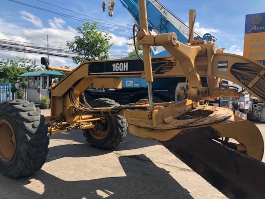 รถเกรด Cat160H ปี2005 สภาพดี พร้อมสแกนริฟาย เครื่องยนตร์เอี่ยม สภาพ 80 \%