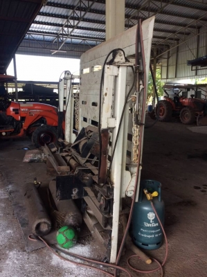 ขายลิฟต์ท้ายถอดลงออกจากรถHino สภาพสวย ขาย 38,000 บาท ศุภากร 081-1903107 ,089-5367218