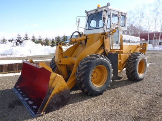 รถญี่ปุ่นเกรดA ขายถูก KOMATSU 510 กรองเดี่ยว ซีเรียลสูง นำเข้าจากญี่ปุ่น โทร.090-986-2521 อ๊อบ