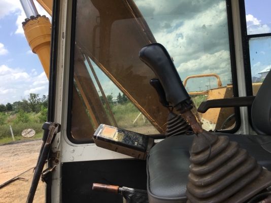 ขาย pc120-5 เอกสารอินวอร์ กล่องไฟมีช่วงล่างเต็มร้อย ตัวเดิน เครื่องดี รถพร้อมใช้งานราคาต่อรองได้ครับ สนใจโทร 087-0630600