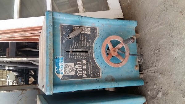 ขายค่ะ ตู้เชื่่อมอาจิว 300แอม มือสอง พร้อมใช้ค่ะ