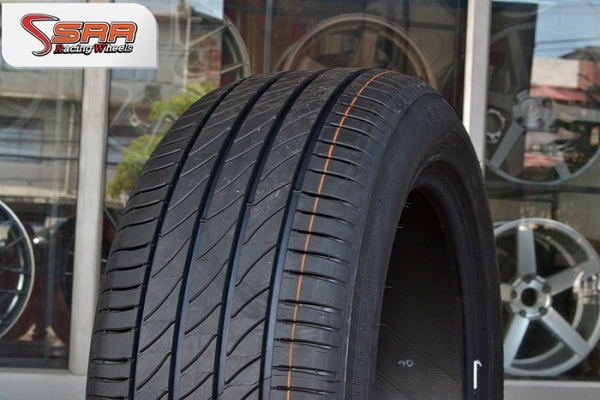 MICHELIN PRIMACY 3ST 225/55R17 ราคาเส้นละ 5,500 บาท MICHELIN PRIMACY 3ST 225/55R17 ราคาเส้นละ 5,500 บาท