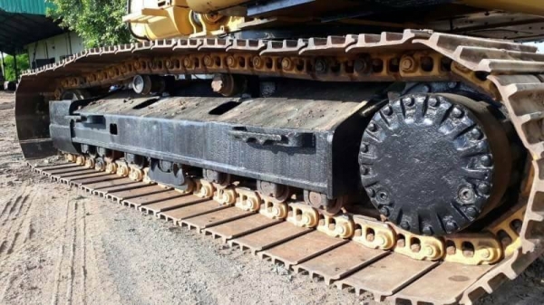 ขาย 1,590,000 CAT 320 D 16,000 ชม. ไฟฟ้าครบ เครื่องดี ปั๊มแรง เอวแน่น ช่วงล่างสวย สภาพสวยพร้อมใช้งาน เอกสารแจ้งจำกน่าย รถอยู่ สระบุรี 090-772-3710 090-772-3708