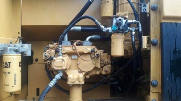 ขาย 1,590,000 CAT 320 D 16,000 ชม. ไฟฟ้าครบ เครื่องดี ปั๊มแรง เอวแน่น ช่วงล่างสวย สภาพสวยพร้อมใช้งาน เอกสารแจ้งจำกน่าย รถอยู่ สระบุรี 090-772-3710 090-772-3708