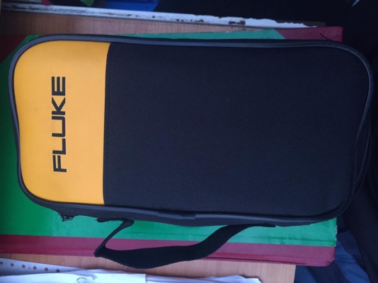 ขายมิเตอร์ FLUKE 376FC มือสอง สภาพสวย แก่ะกล่องครับ ขายมิเตอร์ FLUKE 376FC มือสอง สภาพสวย แก่ะกล่องครับ