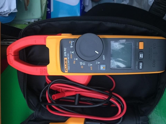 ขายมิเตอร์ FLUKE 376FC มือสอง สภาพสวย แก่ะกล่องครับ ขายมิเตอร์ FLUKE 376FC มือสอง สภาพสวย แก่ะกล่องครับ