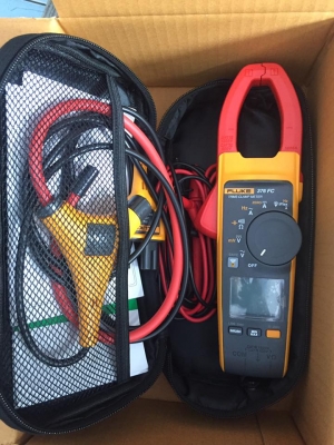 ขายมิเตอร์ FLUKE 376FC มือสอง สภาพสวย แก่ะกล่องครับ