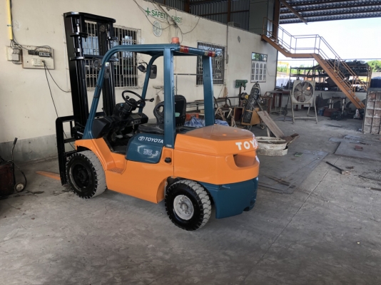 ขาย Toyota โฟล์คลิฟ 3.5 ตัน รุ่น 7