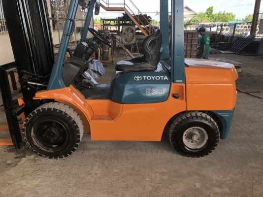 ขาย Toyota โฟล์คลิฟ 3.5 ตัน รุ่น 7