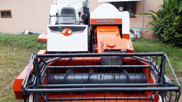 ขายครับ DC 60 ปี55 พร้อมใช้งาน ขายครับ DC 60 ปี55 พร้อมใช้งาน