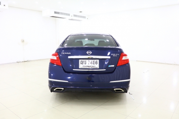 NISSAN TEANA 250 XV SUNROOF 2.5 เกียออโต้ ปี2011