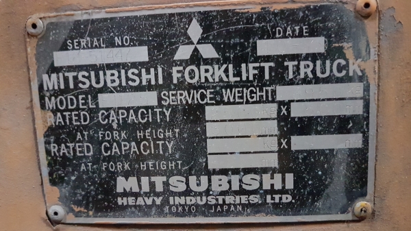 ขายโฟคลิฟมิตซู2.5ตันเครื่องดีเซลยางตันราคาถูกติดต่อ0840466640