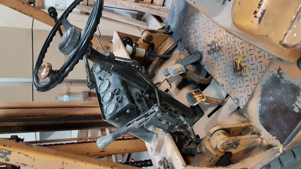 ขายโฟคลิฟมิตซู2.5ตันเครื่องดีเซลยางตันราคาถูกติดต่อ0840466640