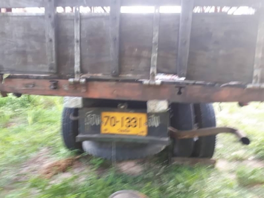 กะบะไม้สิบล้อ