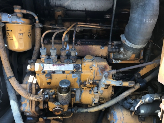 ขายรถตักKOMATSUรุ่น507นำเข้าญี่ปุ่นไม่เคยใช้งานในไทย เอวอ่อน  เครื่องดีเซล4สูบ สภาพดีพร้อมใช้งานมีหลายคัน 081-8302909 จิรโรจน์ Line  :  @J555