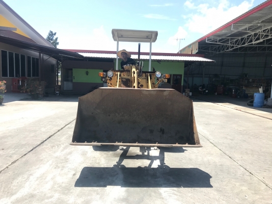 ขายรถตักKOMATSUรุ่น507นำเข้าญี่ปุ่นไม่เคยใช้งานในไทย เอวอ่อน  เครื่องดีเซล4สูบ สภาพดีพร้อมใช้งานมีหลายคัน 081-8302909 จิรโรจน์ Line  :  @J555