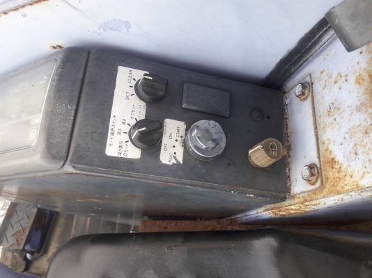 ขายรถแมคโค KOMATSU PC28UU-2 เทียบเท่า PC30 แทรคยาง บูมออฟเซท คอนโทรลสั้น ไฟฟ้า ติอต่อ 098-7962549