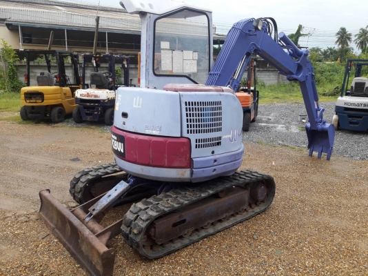 ขายรถแมคโค KOMATSU PC28UU-2 เทียบเท่า PC30 แทรคยาง บูมออฟเซท คอนโทรลสั้น ไฟฟ้า ติอต่อ 098-7962549