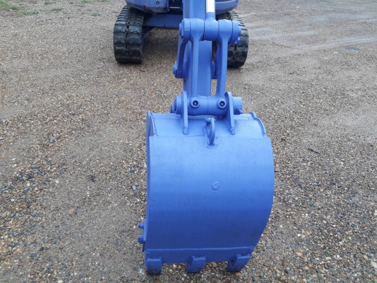 ขายรถแมคโค KOMATSU PC28UU-2 เทียบเท่า PC30 แทรคยาง บูมออฟเซท คอนโทรลสั้น ไฟฟ้า ติอต่อ 098-7962549