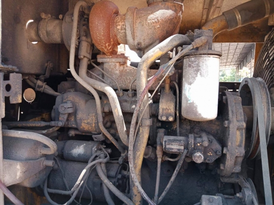 Caterpillar 950B รถตักเอวอ่อนพร้อมใช้ มีสองอย่าง บุ้งกี๋+งาตักไม้ ระบบเบรค เครื่อง 73J เทอร์โบ