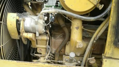 CAT D 4 H แอร์เย็นฉ่ำเล่มพร้อมโอนรถมือหนึ่งเจ้าแรกชลบุรีราคา 550,000 CAT D 4 H แอร์เย็นฉ่ำเล่มพร้อมโอนรถมือหนึ่งเจ้าแรกชลบุรีราคา 550,000