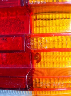 ไฟท้ายเบนซ์ ทับ8 w114 115