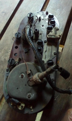 เรือนไมล์ Benz w114 115 ทับ8