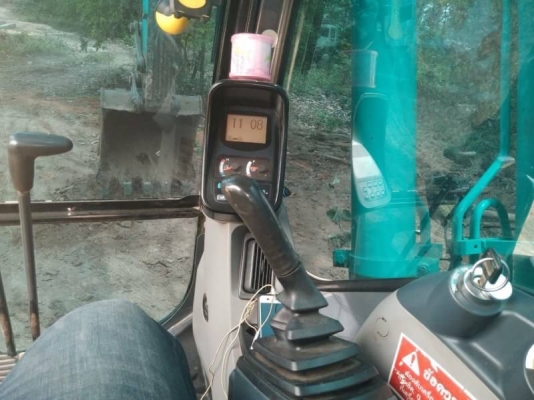 ขาย 1,590,000 KOBELCO sk 140-8 LC super ไฟฟ้าครบ เครื่องดี ปั้มแรง เอวแน่น ช่วงล่างใหม่ เอกสารแจ้งจำหน่าย รถอยู่ ศรีสเกษ 090-772-3710 090-772-3708