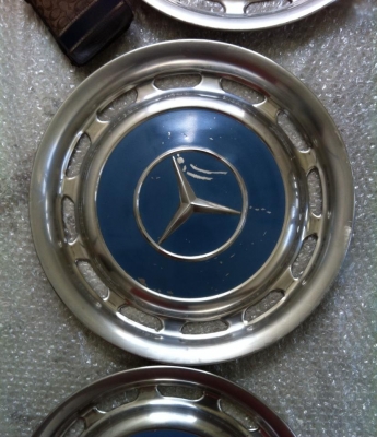 เพิ่มความคลาสสิค ฝาตบกระทะล้อ เบนซ์ 14 สแตนเลนแท้ครบชุด 4 อัน เพิ่มความคลาสสิค ฝาตบกระทะล้อ เบนซ์ 14 สแตนเลนแท้ครบชุด 4 อัน