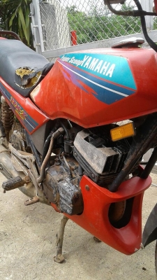 ขาย YAMAHA RXZ เล่มพร้อมชุดโอนลอยรถจอดนานกดสตาร์ทลงเหมาะเอาไปปั้นขายตามสภาพ 4900 B.