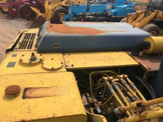 ขายรถขุด KOBELCO SK220 MARK 3 หัวแม่เหล็ก รถนอกนำเข้าเองจากญี่ปุ่น สภาพสวยพร้อมใช้ มีVDOการทำงานครับ