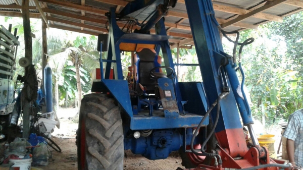 รถคีบอ้อย ฟรอด7700