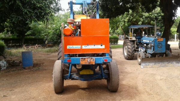 รถคีบอ้อย ฟรอด7700