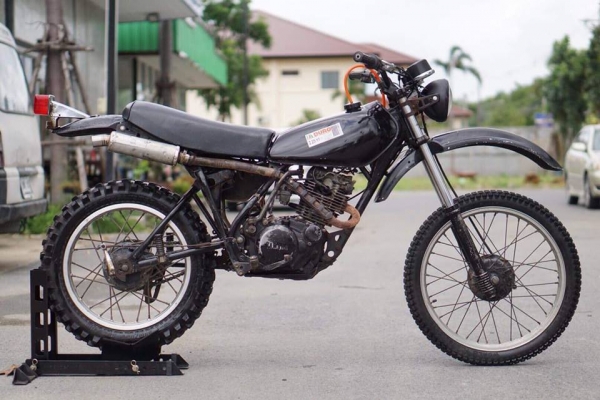 ร้าน วุฒิ นนบุรี ขาย ยามาฮ่า XT250cc. ปี 1983