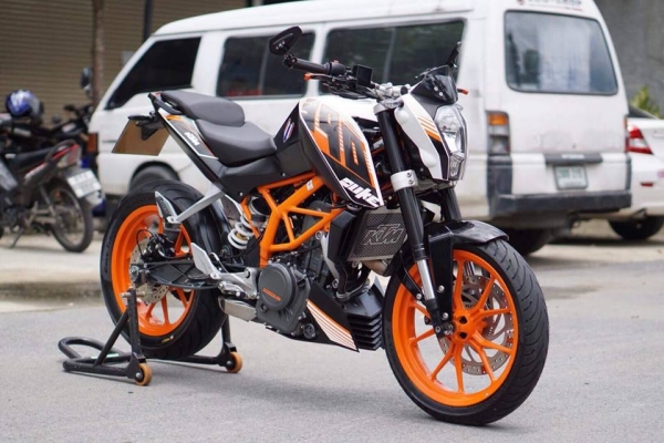 ร้าน วุฒิ นนบุรี ขาย KTM DUKE 390cc. ปี 2014