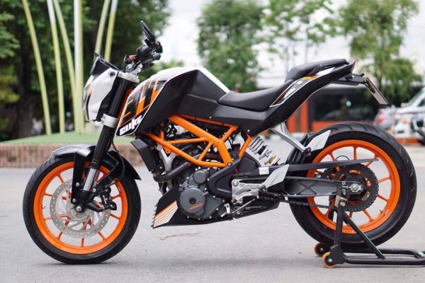 ร้าน วุฒิ นนบุรี ขาย KTM DUKE 390cc. ปี 2014