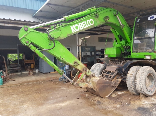 ขายรถแมคโค ล้อยาง SK-100-W สภาพพร้อมใช้ มีลายหัวเจาะ ขายไม่แพงครับ