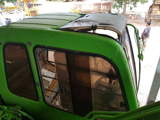 ขายรถแมคโค ล้อยาง SK-100-W สภาพพร้อมใช้ มีลายหัวเจาะ ขายไม่แพงครับ