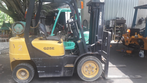 ขายรถยกนำเข้า DAEWOO ขนาด 2.5ตันเสาสูง 3เมตร เกียร์ออโต้