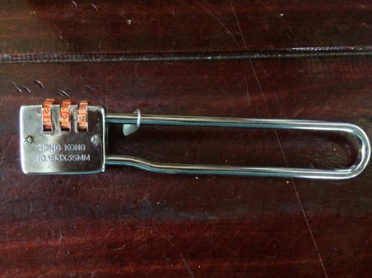 ขายกุญแจรหัสงานเก่าเก็บNO.1938B MADE IN HONGKONG.