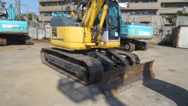 สวยจัด Komatsu PC128US-2E1 จากญี่ปุ่น ปี2004 มีใบดันดิน รถสวยๆ ระบบสมบูรณ์ 092-929-9942 ธีรเทพ