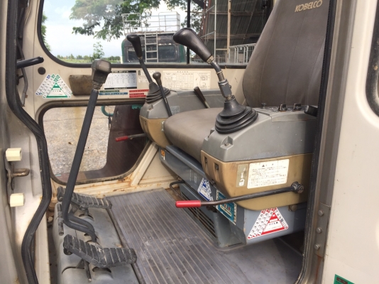 รถขุด kobelco sk030 รุ่นนิยมใช้งานน้อย 2,900 ชั่วโมง ไม่เคยใช้ในไทย โทร 086-1602189 รถนำเข้าประเทศญี่ปุ่น