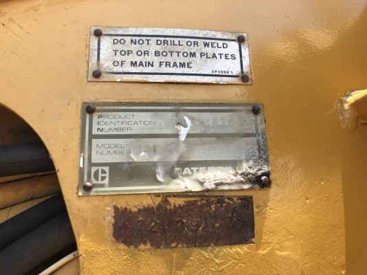 รถเกรด CAT 140G - 72V. สนใจติดต่อ 081 - 6079515 รถเกรด CAT 140G - 72V. สนใจติดต่อ 081 - 6079515