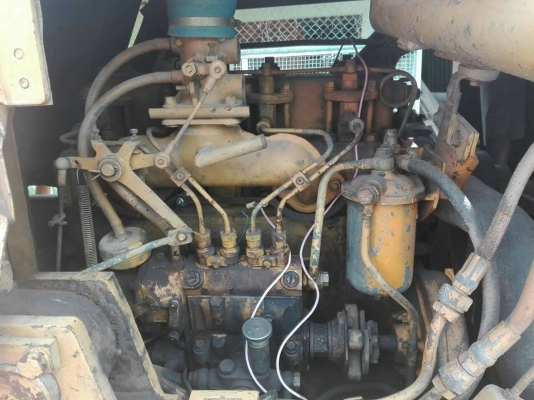 ขายด่วน รถตักล้อยาง