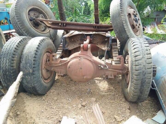 49.000บาท ชุดเพลาหลัง 10ล้อ อีซุใหญ่จัมโบ้200 สภาพดีพร้อมใช้งาน