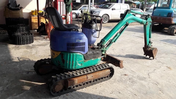 Komatsu PC10MR-1 เก่าญี่ปุ่น