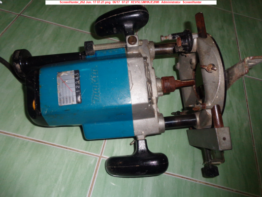 เครื่องเซาะร่อง Router 1 2 นิ้ว Makita 3612c 1850w