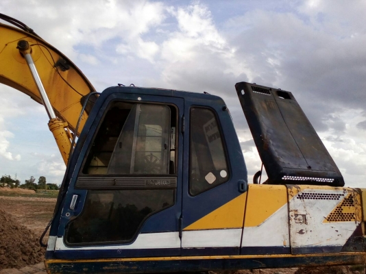 ขาย แบคโฮ KOBELCO SK200 Mark 3 เอกสารเล่มทะเบียนครบ เครื่องดี ปั้มดี เอวแน่น ช่วงล่างเต็ม ขาย แบคโฮ KOBELCO SK200 Mark 3 เอกสารเล่มทะเบียนครบ เครื่องดี ปั้มดี เอวแน่น ช่วงล่างเต็ม